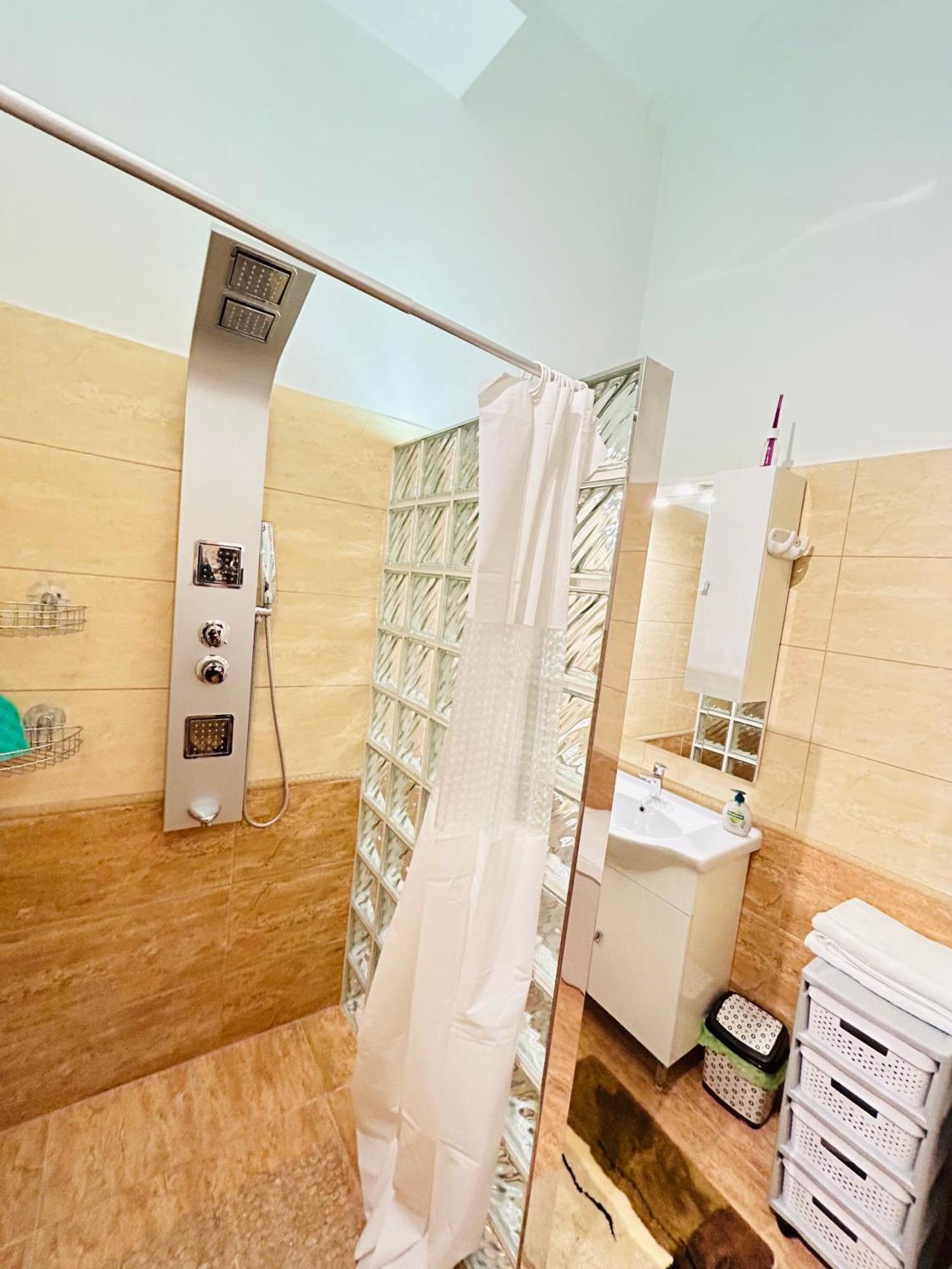 Apartment Rakoczi Boulevard 47